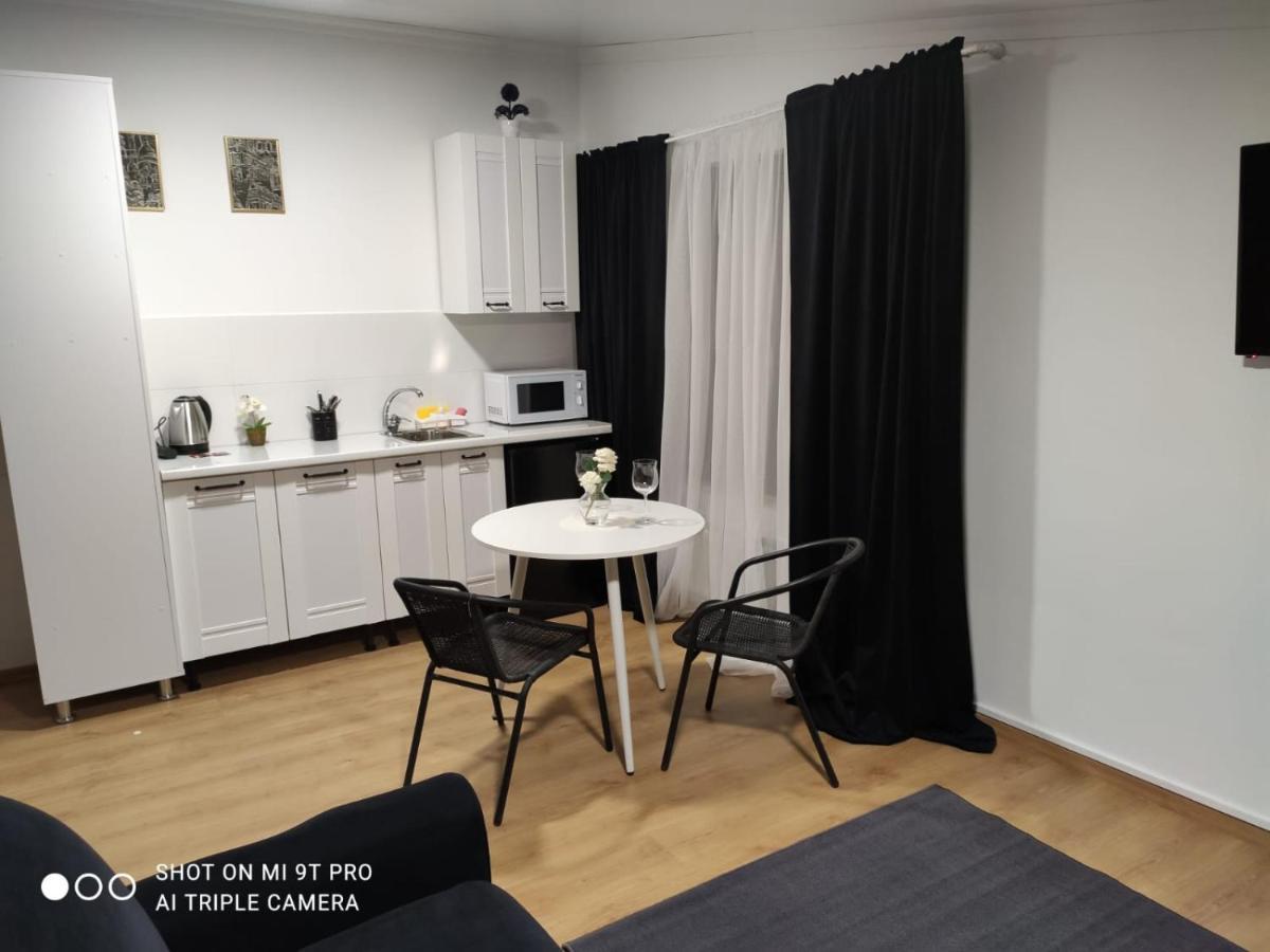 Studio In The Center City Кишинёв Экстерьер фото